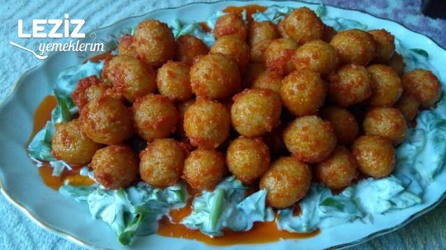 Köfteli Semizotu Salatası