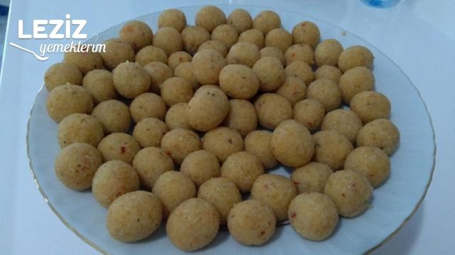 Köfteli Semizotu Salatası