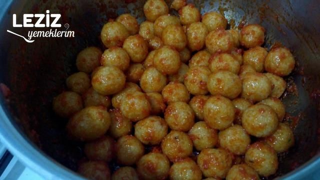 Köfteli Semizotu Salatası