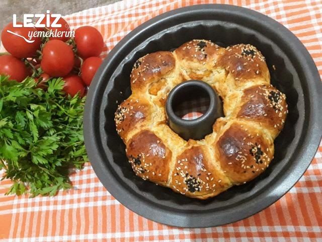 Maden Sulu Kek Kalıbında Poğaça
