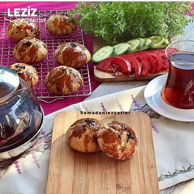 Dereotlu Ve Çörekotlu Poğaça