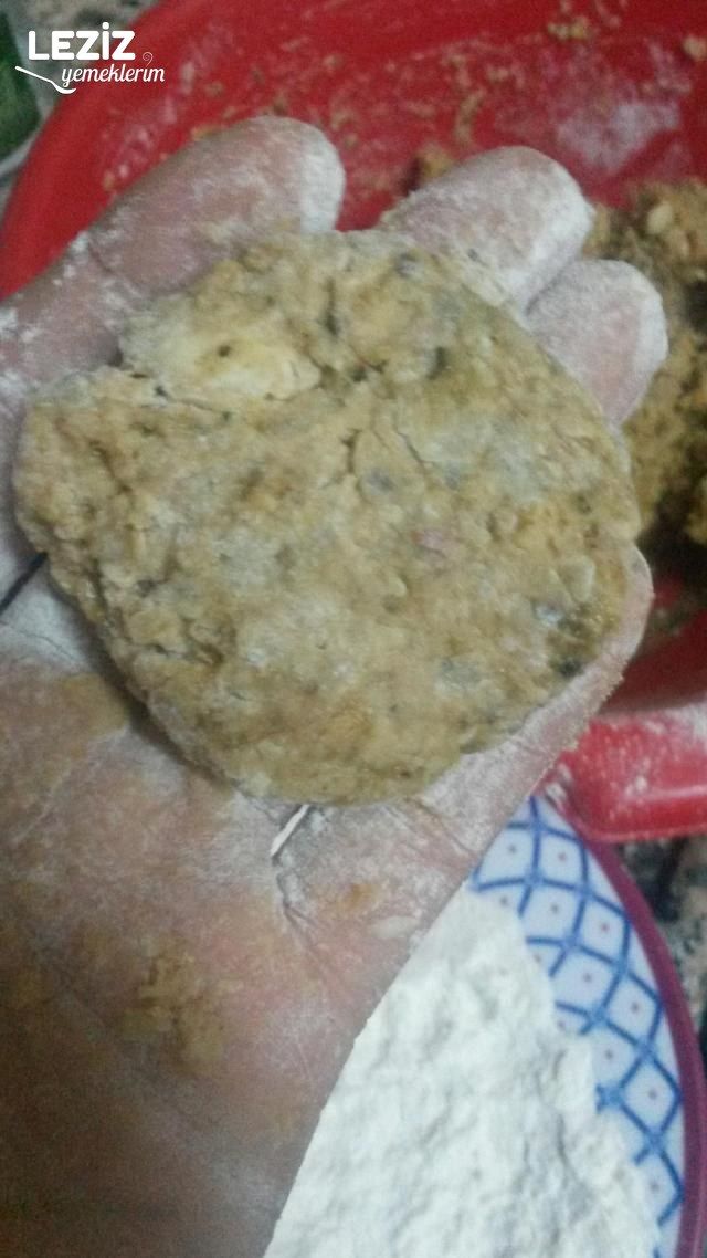 Nefis Patlıcan Köfteleri