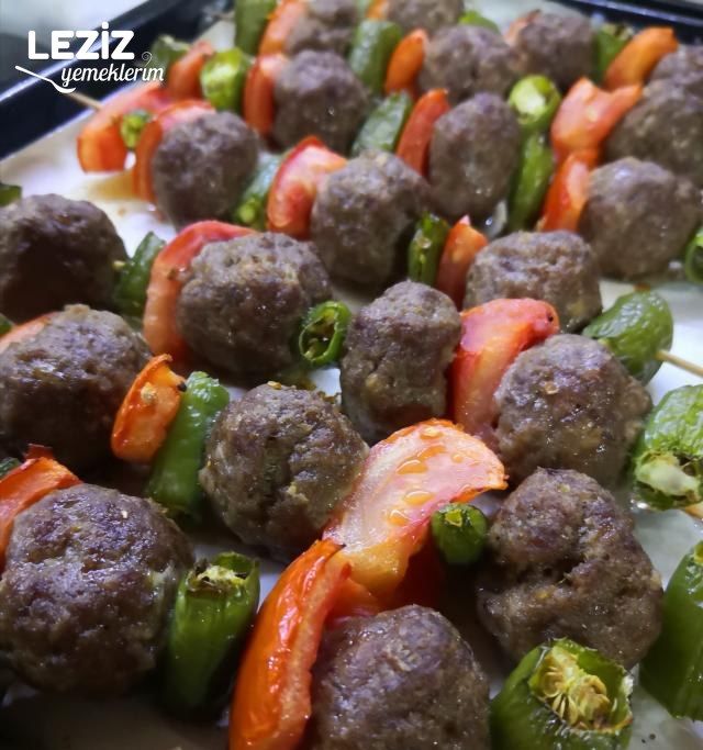 Çöp Şişte Köfte Tarifi (Püf Noktaları İle)