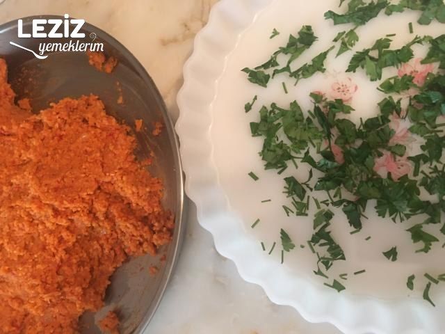 Mercimekli Köftenin Yapılışı