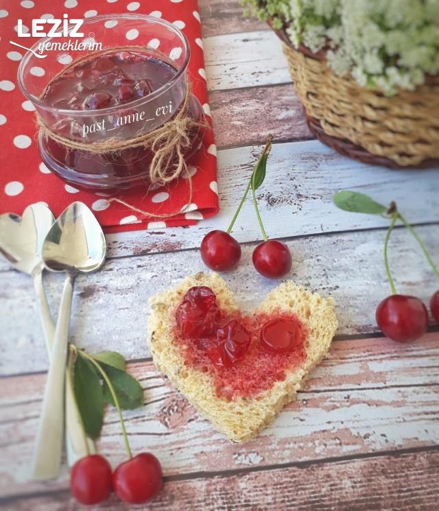 Nefis Vişne Reçeli