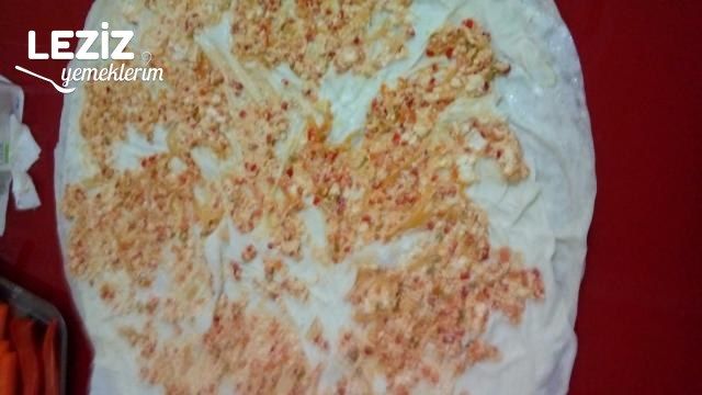 Bol Sebzeli Rulo Börek