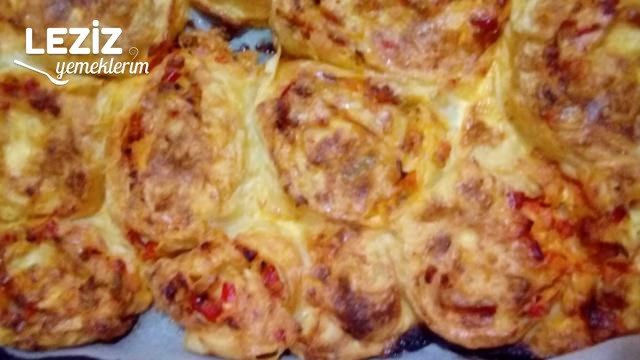 Bol Sebzeli Rulo Börek