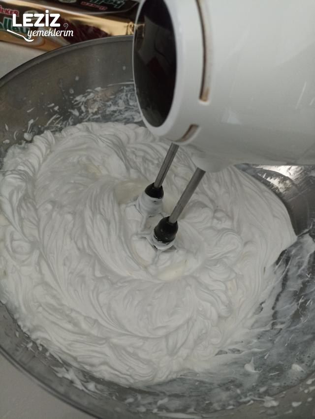 Kolay Halley Pastası