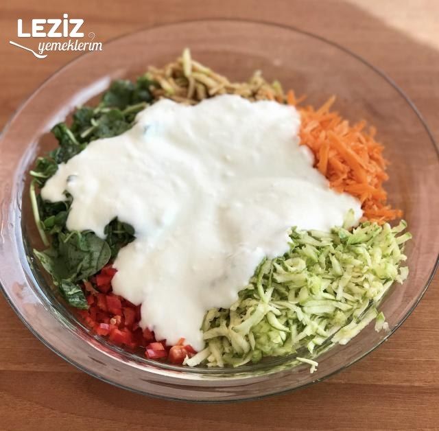 Elmalı Semizotu Salatası