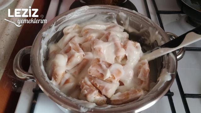 Borcamda Kolay Profiterol Tatlısı