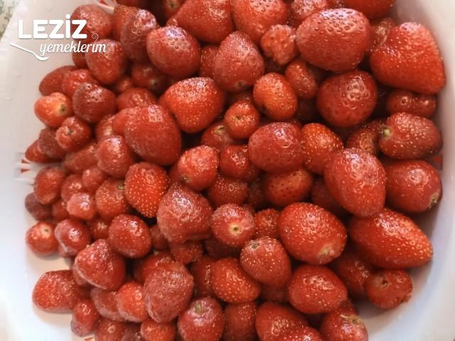 Çilek Reçeli Tarifi