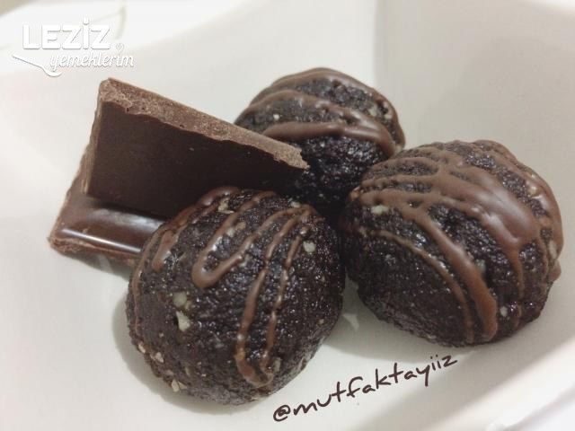 Kolay Kremalı Cevizli Toplar