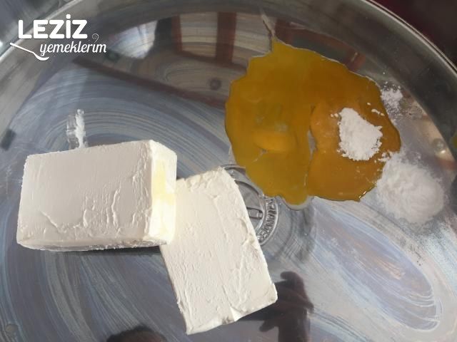 Elmalı Kurabiye (Aşama Fotoğraflı Anlatımıyla)