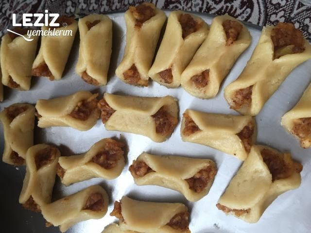 Elmalı Kurabiye (Aşama Fotoğraflı Anlatımıyla)