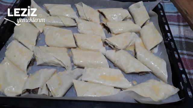 Mantarlı Enfes Börek Tarifi