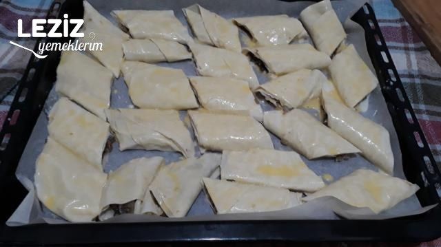 Mantarlı Enfes Börek Tarifi
