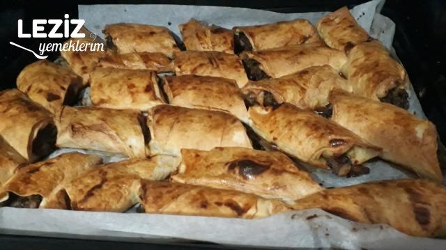 Mantarlı Enfes Börek Tarifi