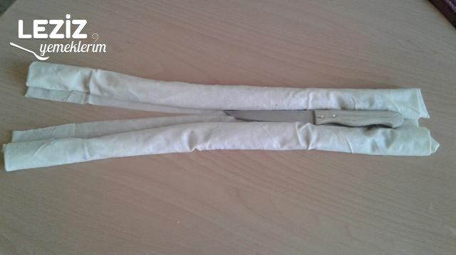 Pazı Sapı İle Börek