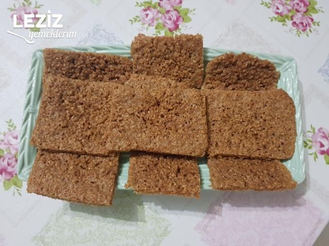 Leziz Susamlı Kurabiye