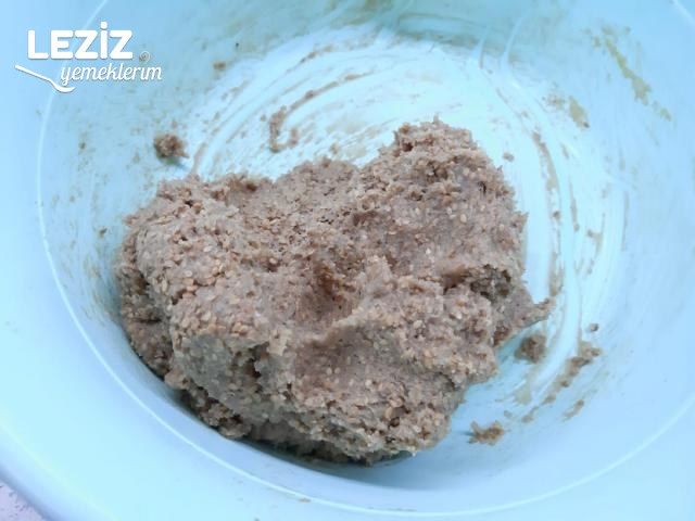 Leziz Susamlı Kurabiye