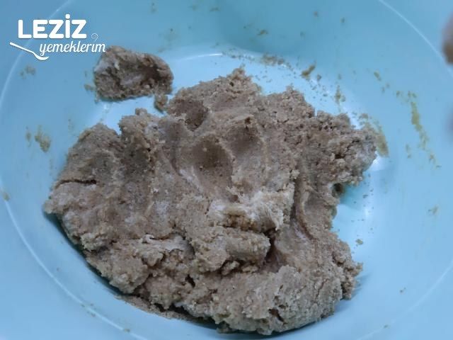 Leziz Susamlı Kurabiye