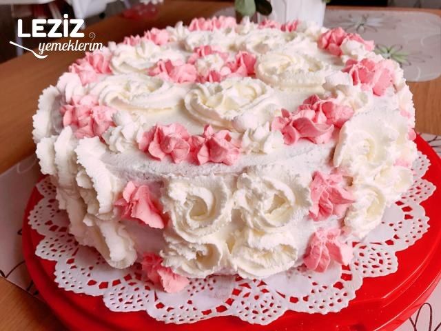 Muzlu Kremalı Yaş Pasta