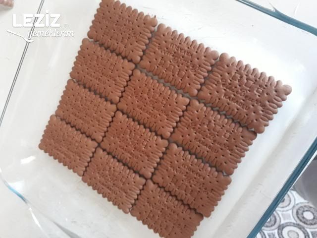 Kek Gibi Kolay Pasta