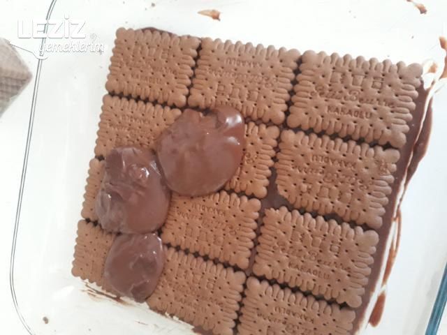 Kek Gibi Kolay Pasta