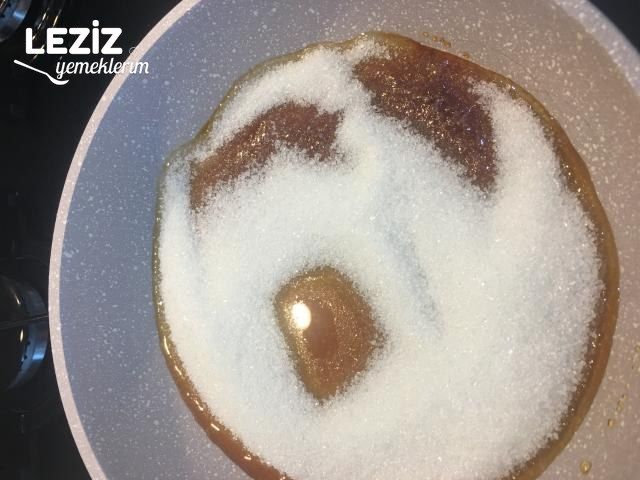 Elmalı Karamelli Sütlü Tatlı