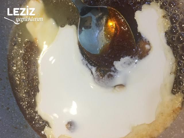 Elmalı Karamelli Sütlü Tatlı