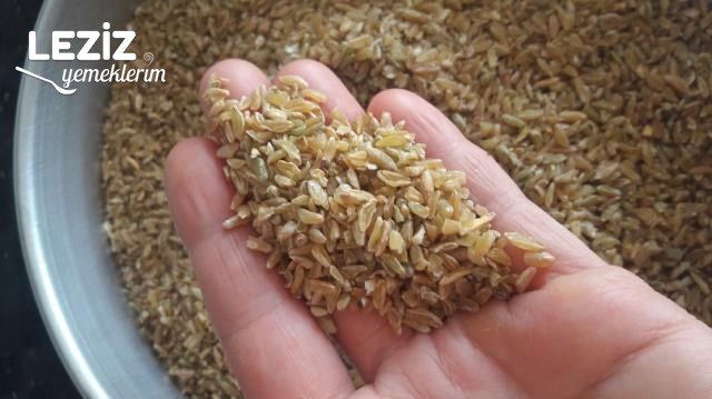 Tavuklu Firik Pilavı (Antep Yemeği)