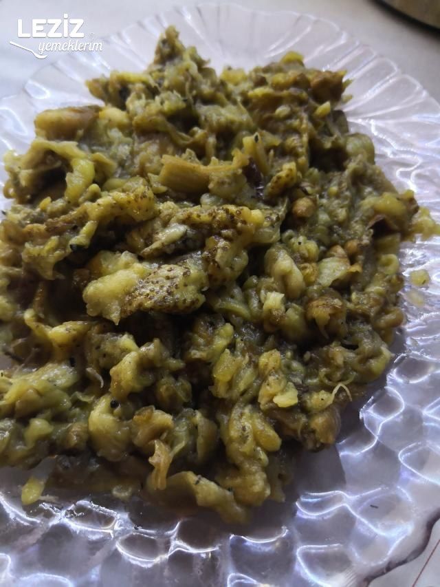 Köz Patlıcanlı Kıymalı Börek