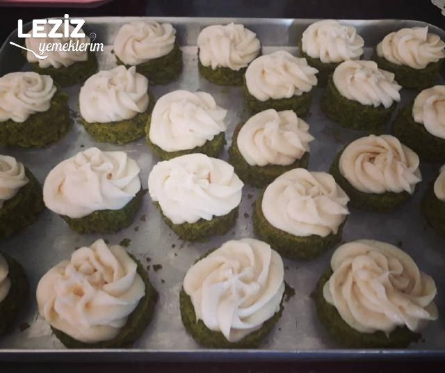 Ispanaklı Köstebek Pasta Tarifi