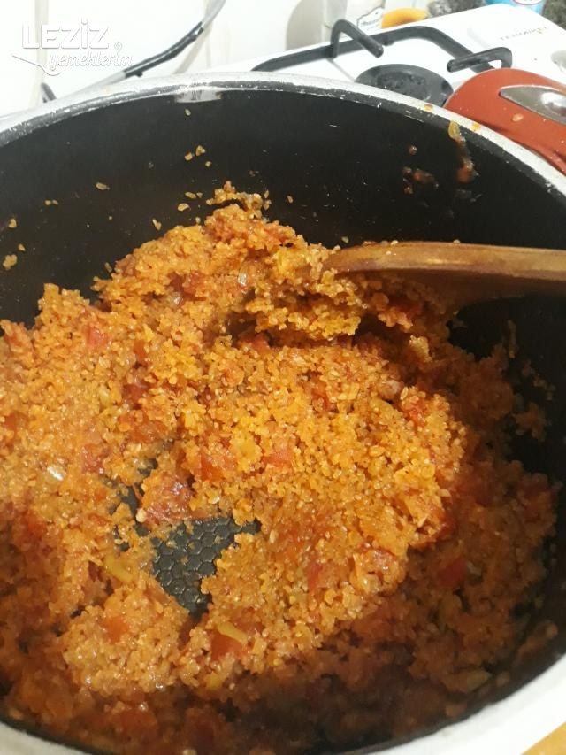 Domatesli Bulgur Pilavı Nasıl Yapılmalı?