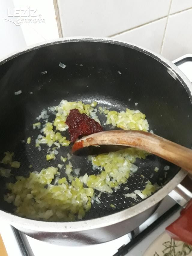 Domatesli Bulgur Pilavı Nasıl Yapılmalı?