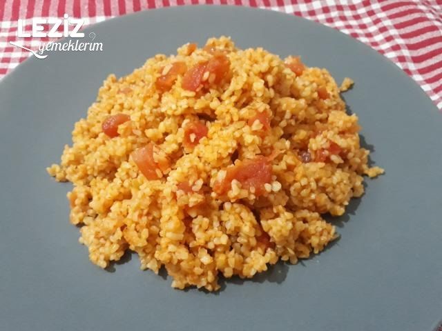 Domatesli Bulgur Pilavı Nasıl Yapılmalı?