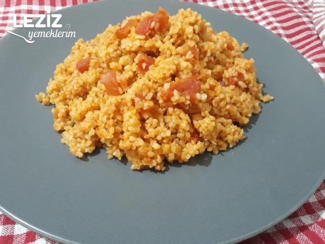 Domatesli Bulgur Pilavı Nasıl Yapılmalı?