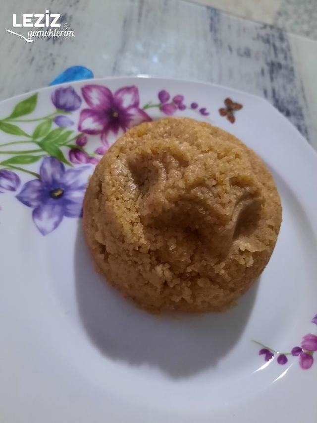 Sütlü İrmik Helvası Yapımı