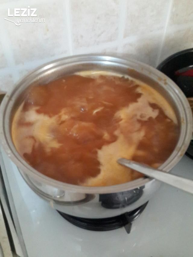 Tavuklu Şehriye Çorbası