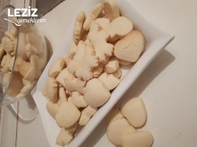 Şekilli Ve Basit Kurabiyeler