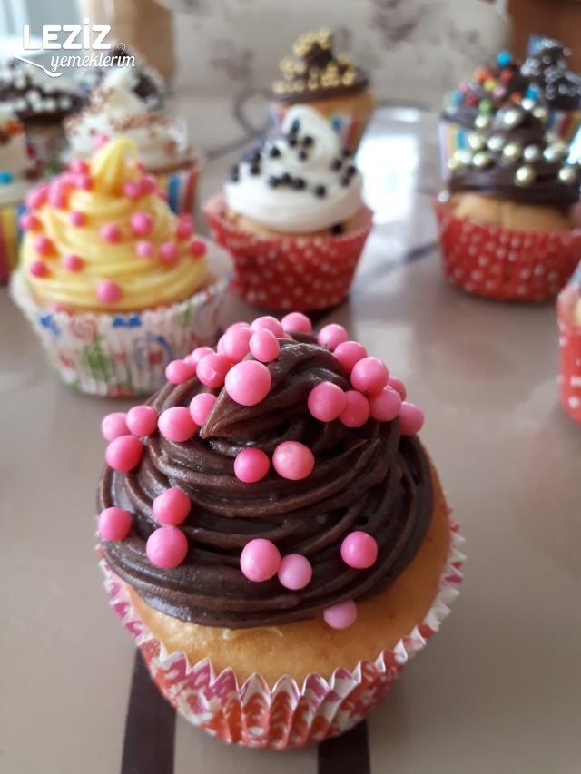 Kokoş Cupcakeler
