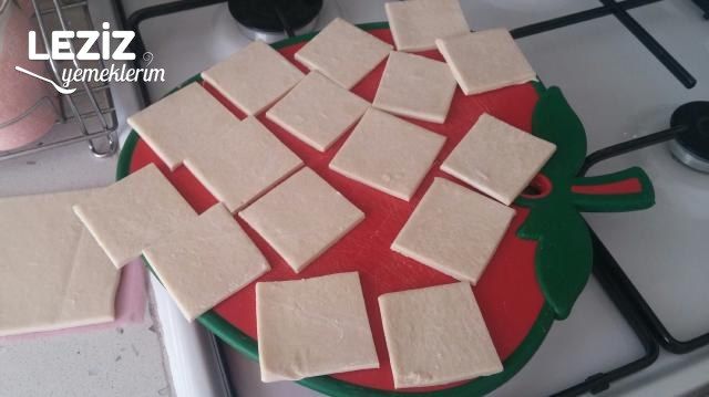 Çıtır Milföy Börek (Simit Tadında)