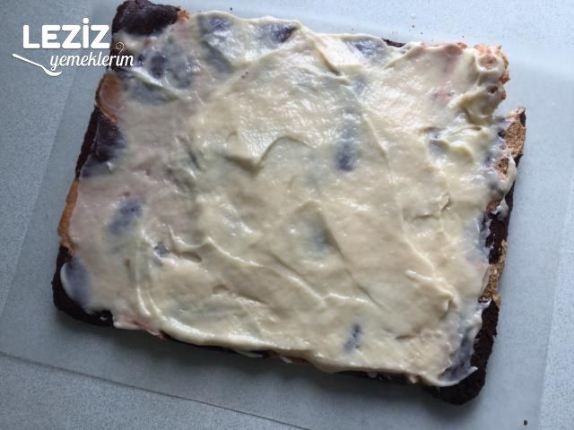 Zürafa Desenli Muzlu Rulo Pasta