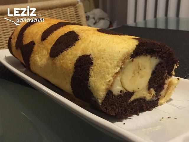 Zürafa Desenli Muzlu Rulo Pasta