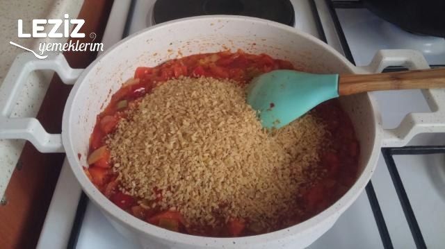 Bulgurlu Tavuk Kapama Tarifi