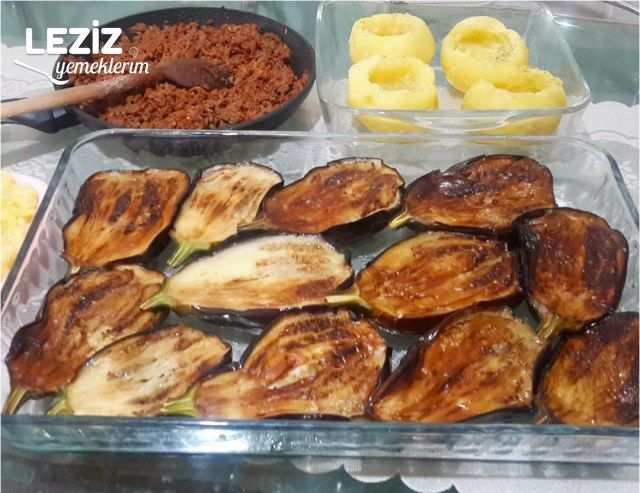 Kaşarlı Bostan Patlıcan Ve Patates Karnıyarık