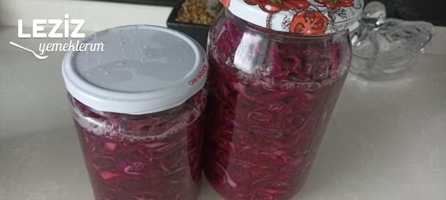 Lokanta Usulü Kırmızı Lahana Turşusu