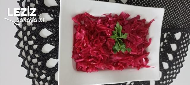 Lokanta Usulü Kırmızı Lahana Turşusu