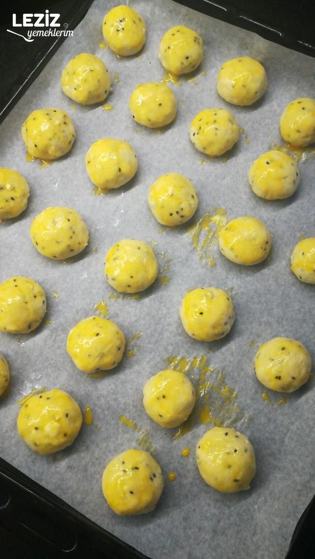 Lorlu Çörekotlu Şipşak Poğaça