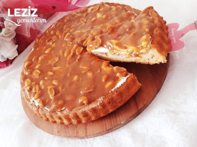 Yer Fıstıklı Karamelli Pasta